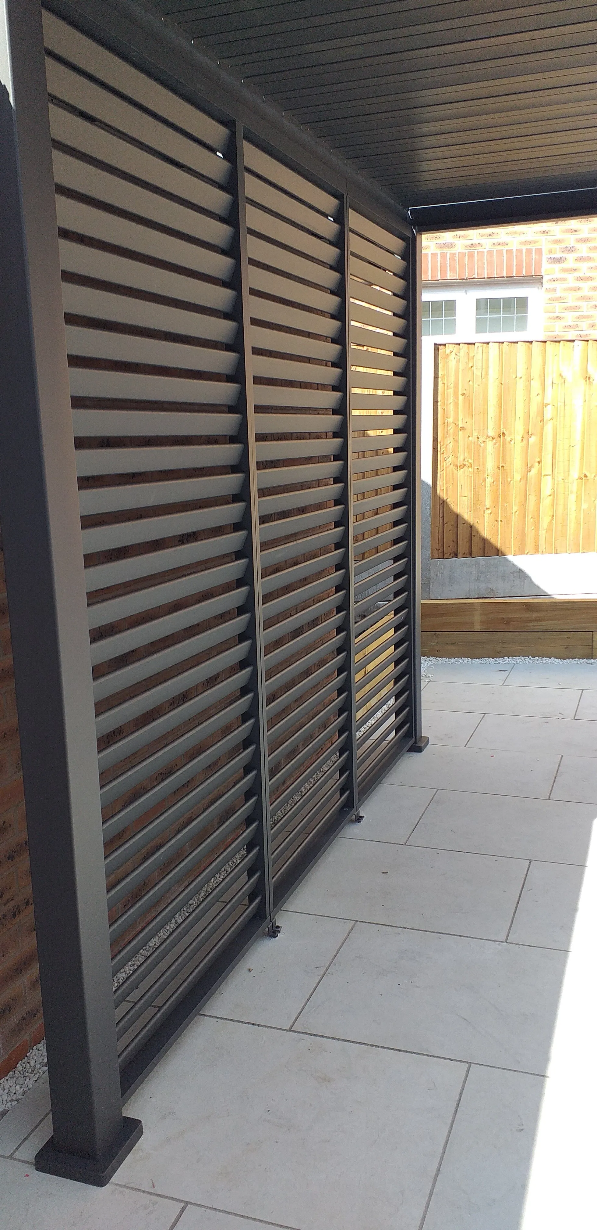 1.33m Aluminium Side Wall With Adjustable Louvres for 4m Titan Pergola - Grey