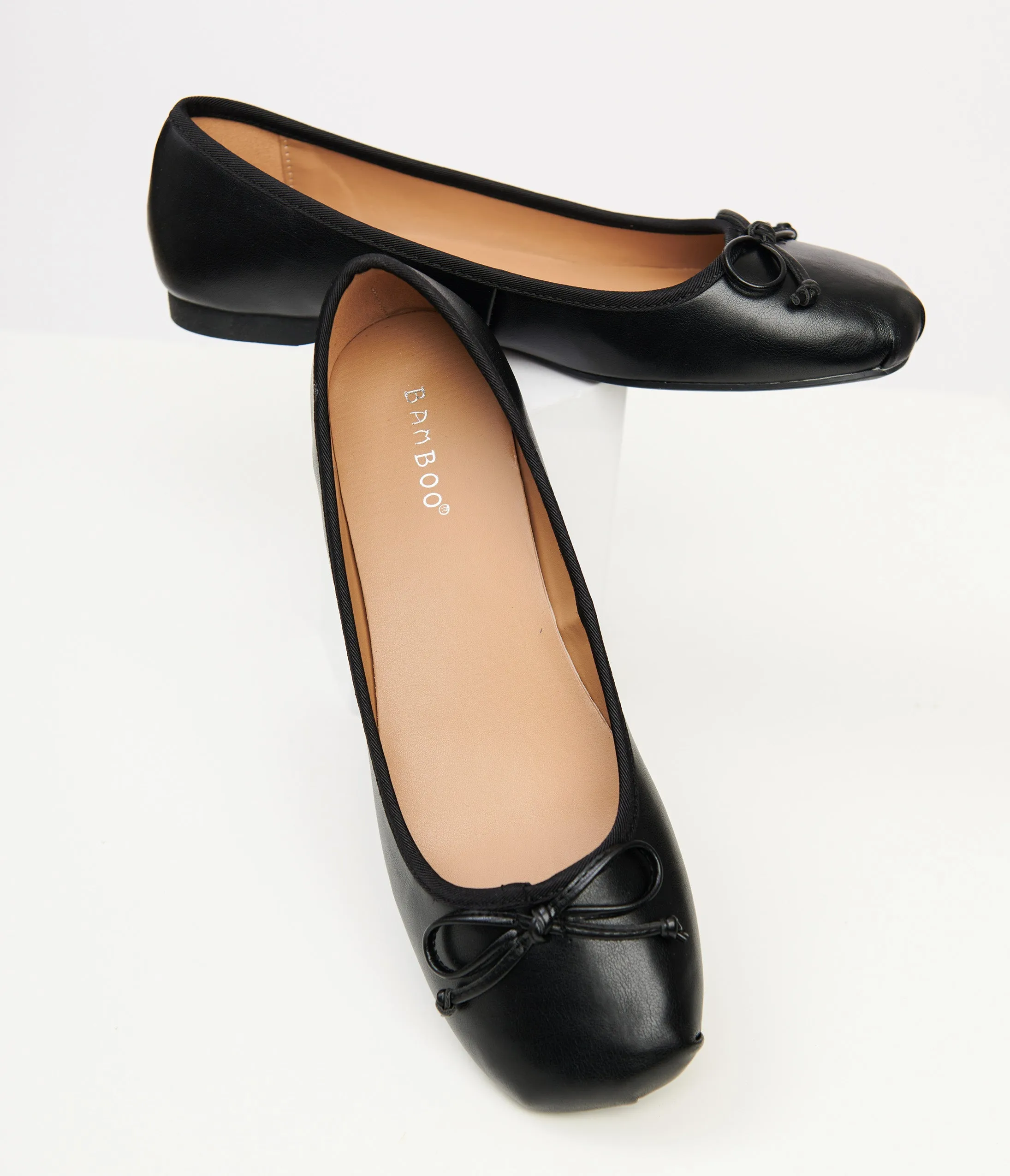 1960s Black Bow Ballet Flats