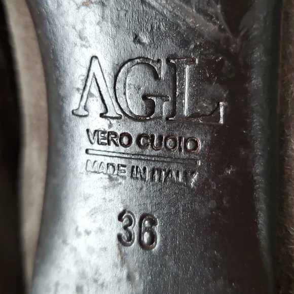 AGL Attilio Giusti Leombruni Made in Italy Cap Toe Ballet Gray Suede Shoes 6