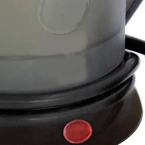 Black Travel Kettle 600 Watt 0.5 Litre With 2 Cups Dual Voltage 110V / 240V