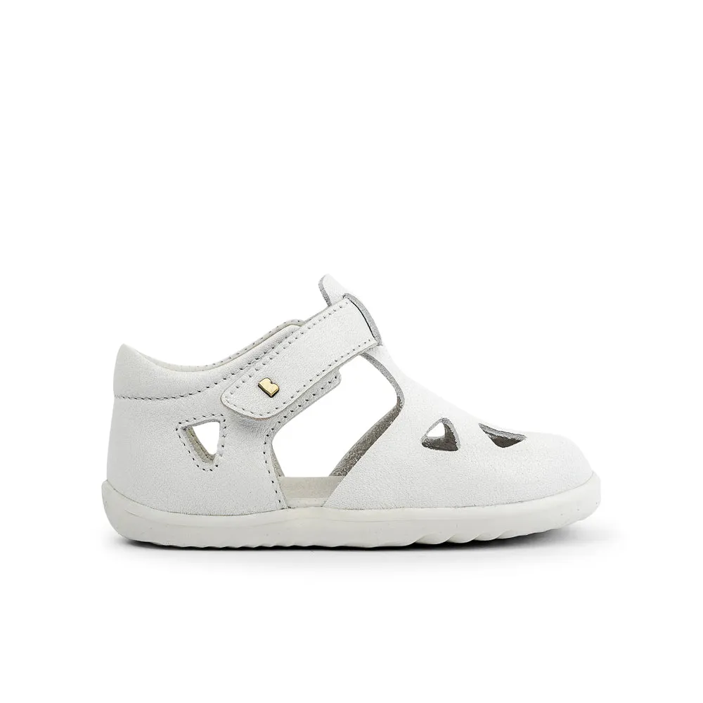 Bobux White Zap Sandal  Step Up (First Walkers)