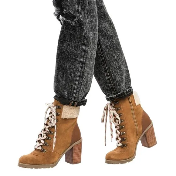 CREVO JOAN LEATHER BLOCK HEEL ANKLE BOOTS IN TAN SUEDE NWT WOMEN'S SIZE 8.5