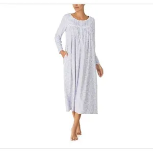 Eileen West Long Sleeve Microfleece Ballet Gown Size Extra Small
