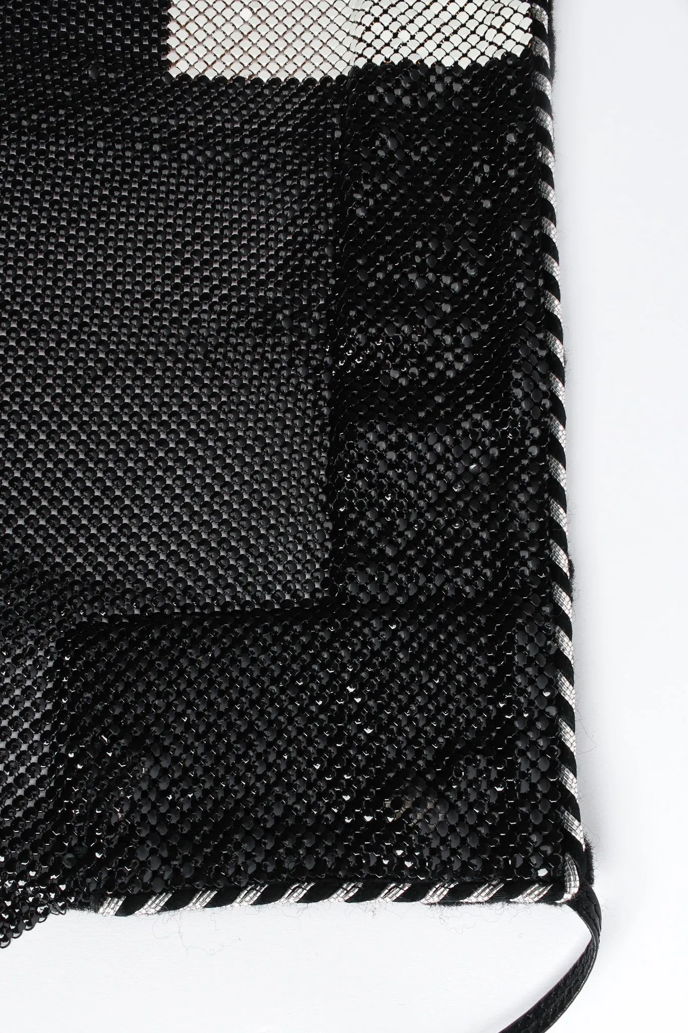 Geo Print Pointed Metal Mesh Halter