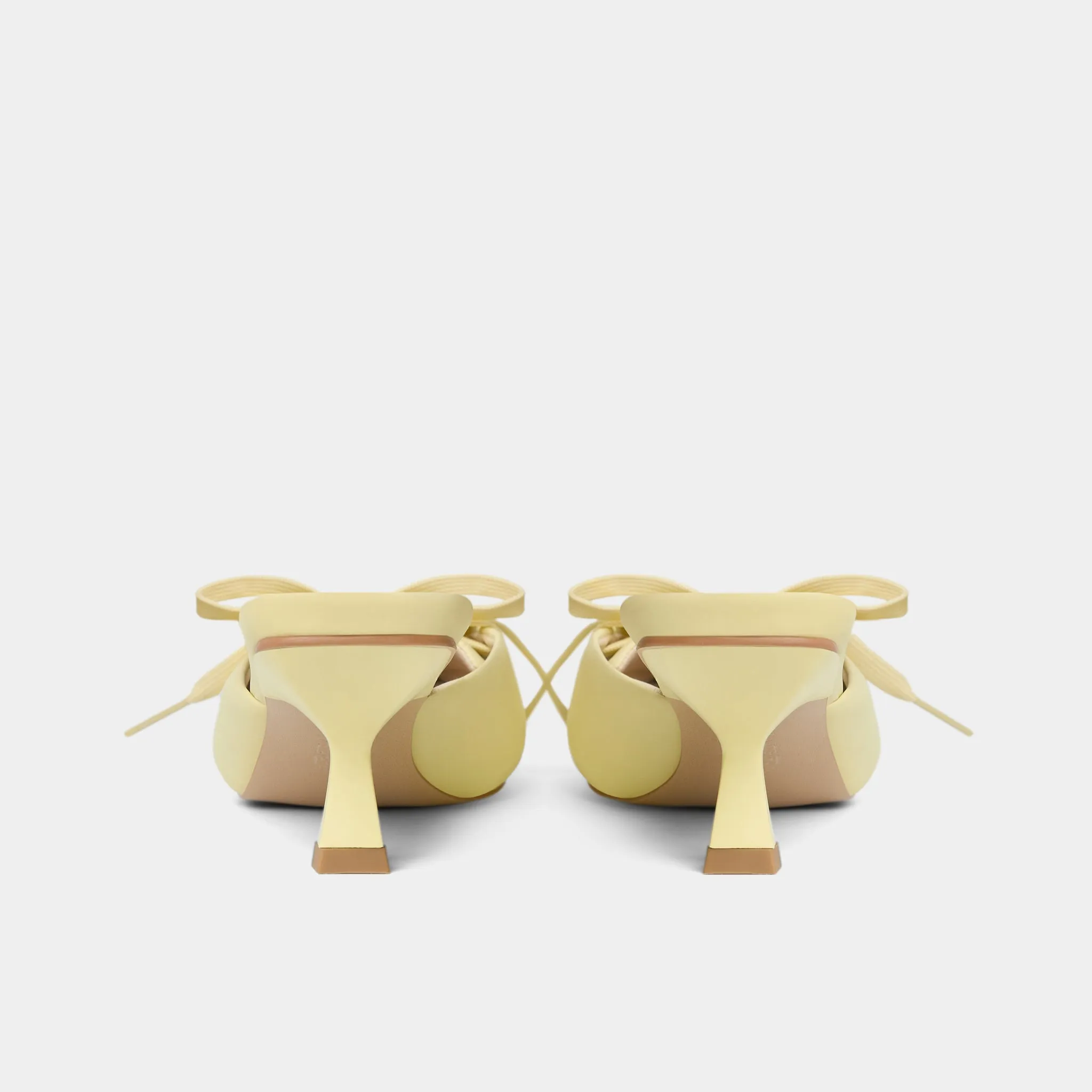 Giày middle 50 mules màu Đen