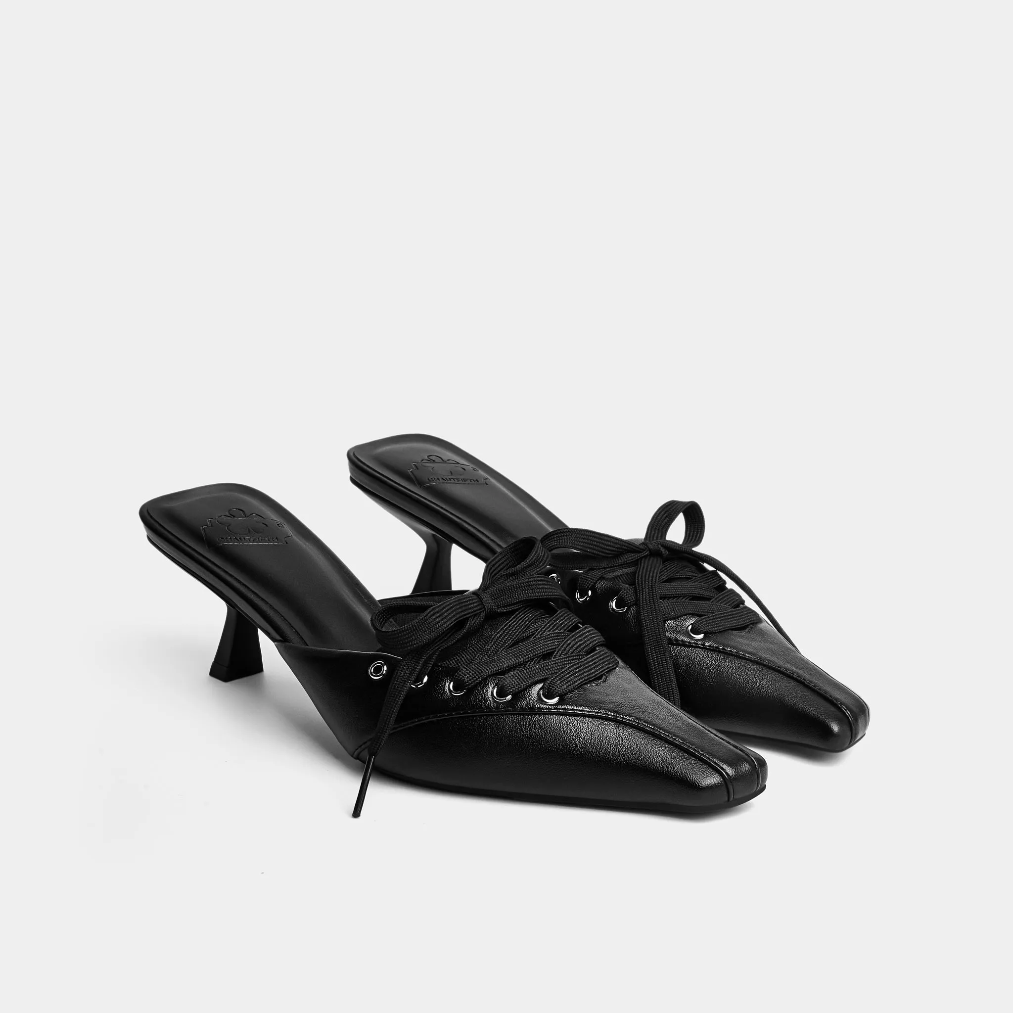 Giày middle 50 mules màu Đen