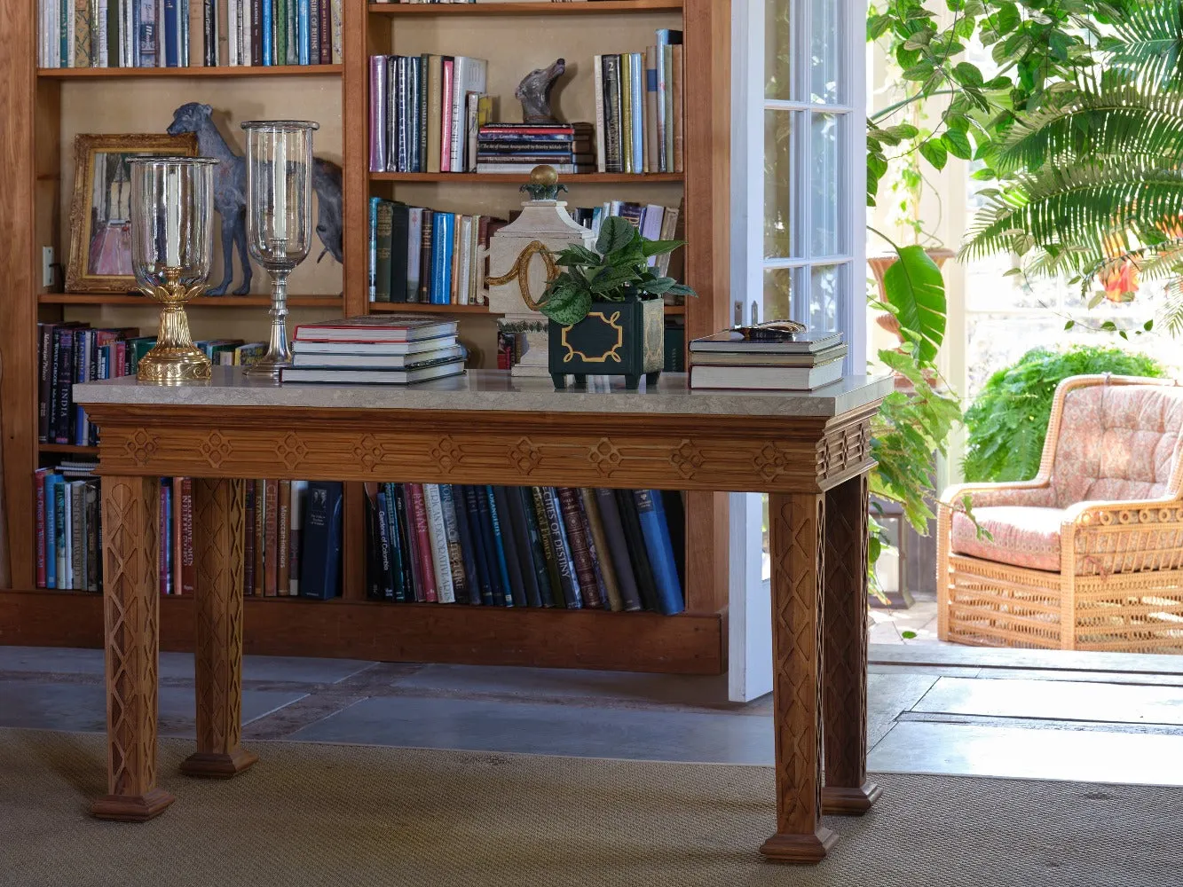 Howard Outdoor Console