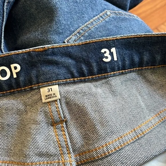 J.Crew | 2022 9&quot; Mid-rise Mid-Wash Demi-Boot Crop Jean Size 31/12 Classic Casual