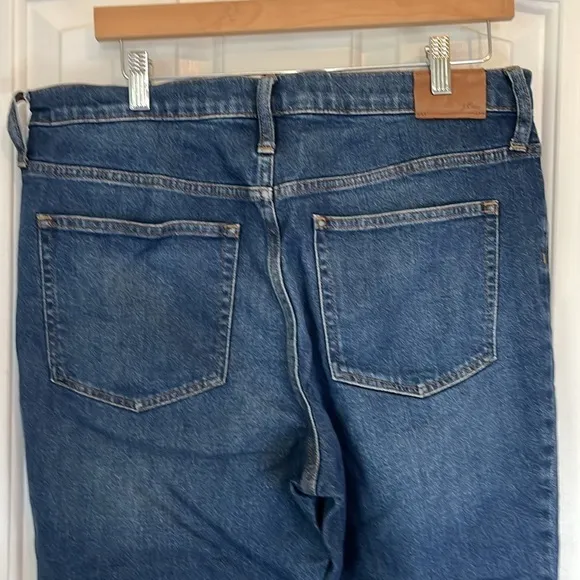 J.Crew | 2022 9&quot; Mid-rise Mid-Wash Demi-Boot Crop Jean Size 31/12 Classic Casual
