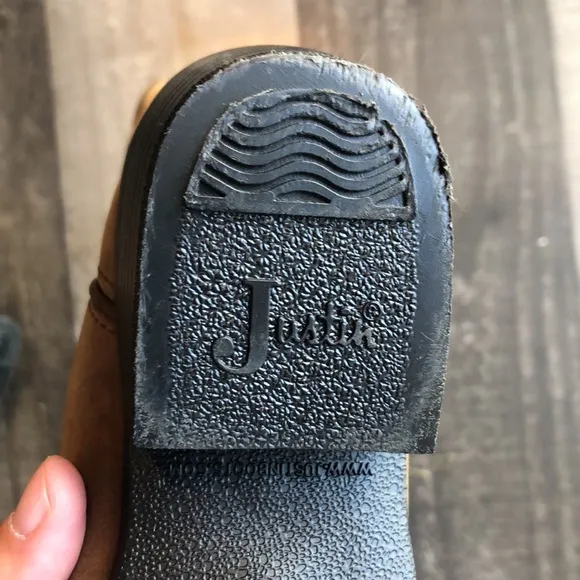 Justin boots youth brown leather