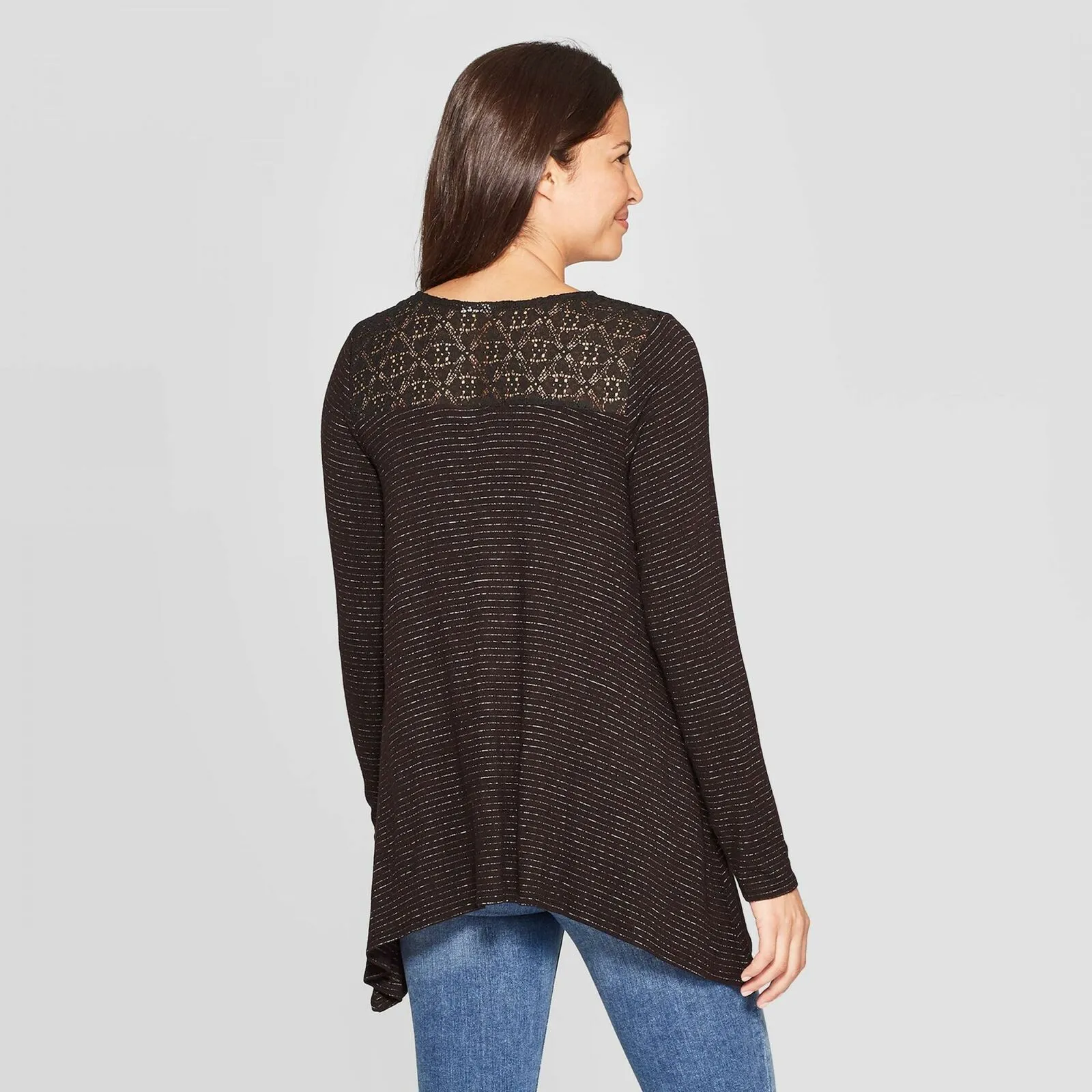 Knox Rose Women's Long Sleeve V-Neck Button Front Knit Blouse