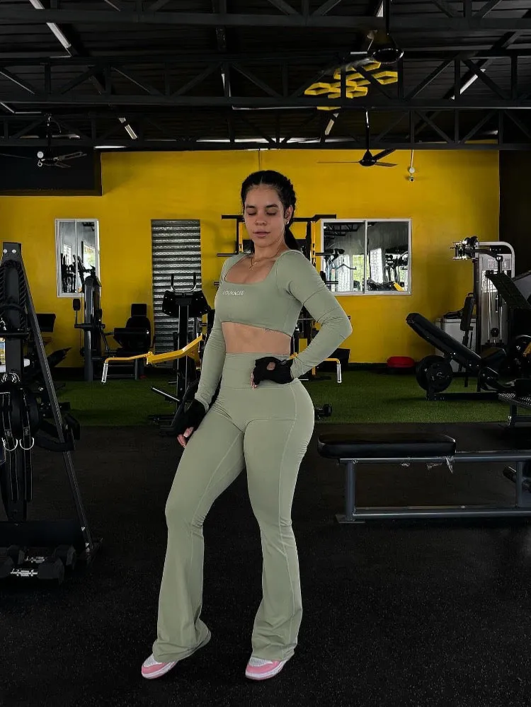 Louxacee Active Ruched Flare Set