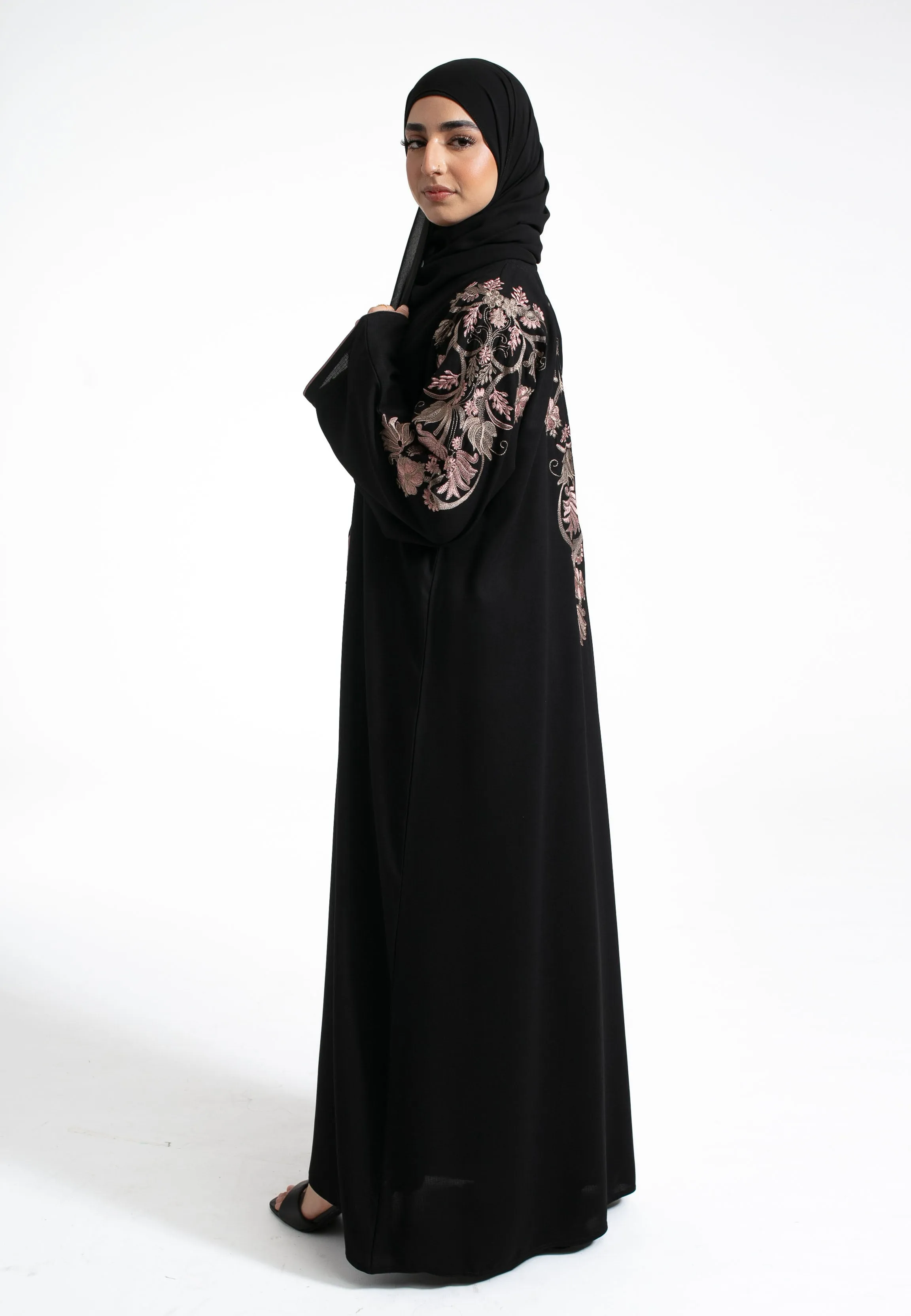 Luxury Floral Embroidered Closed Abaya (Premium)