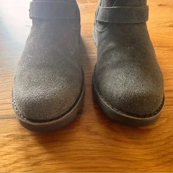 NWT UGG K Harwell Bomber Boots Kids Brown Teak Leather Wool Lining