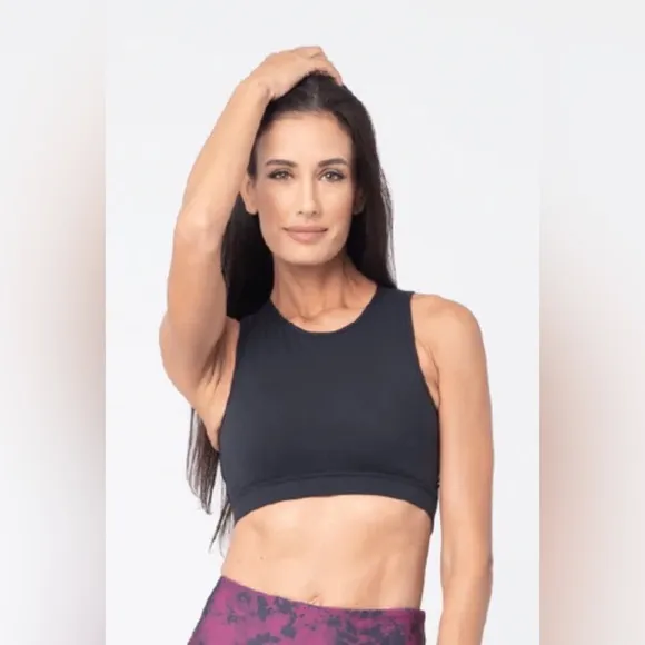 NWT Vie Active Lacey Bra