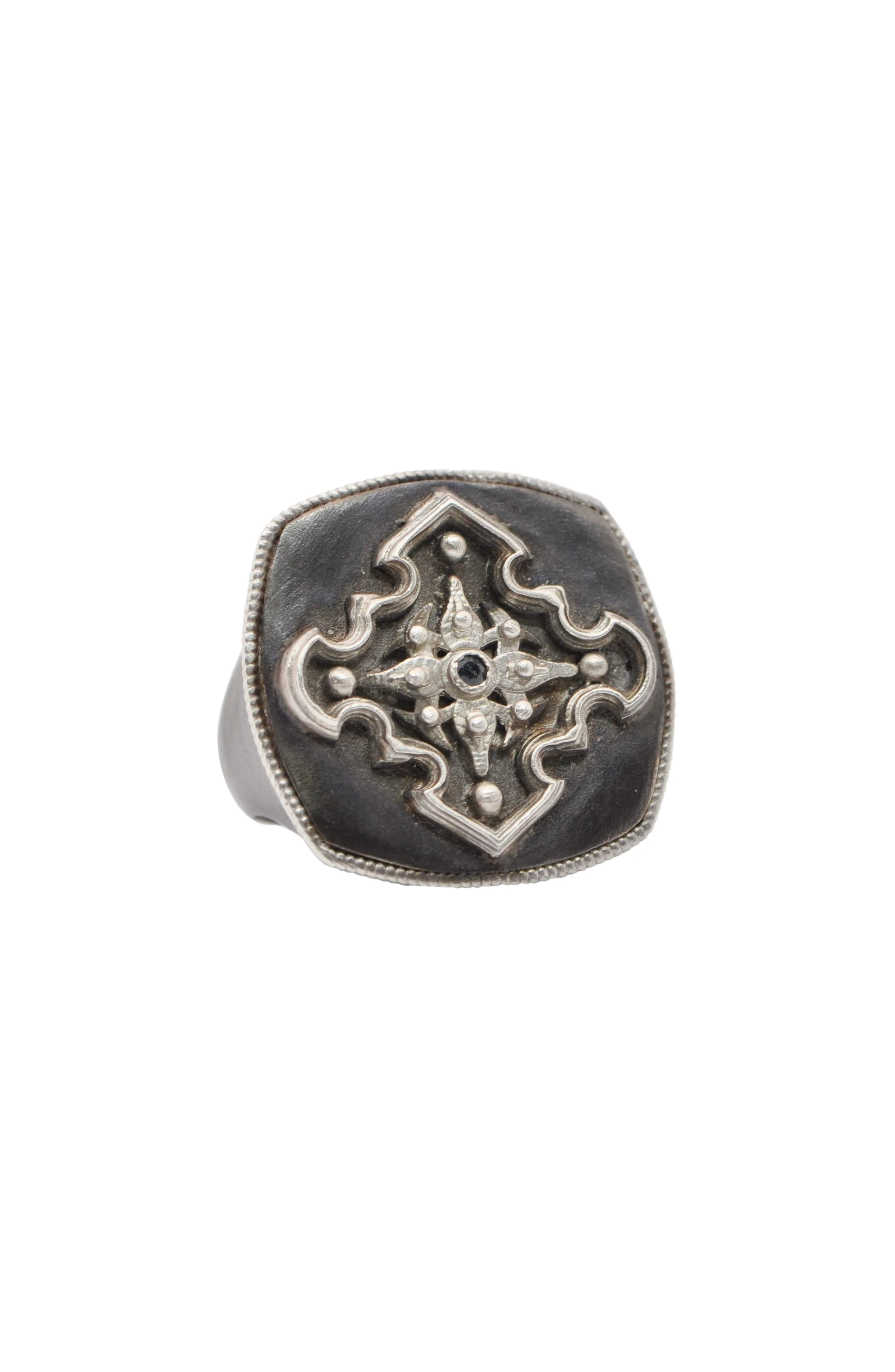 Pointed Cross Ring