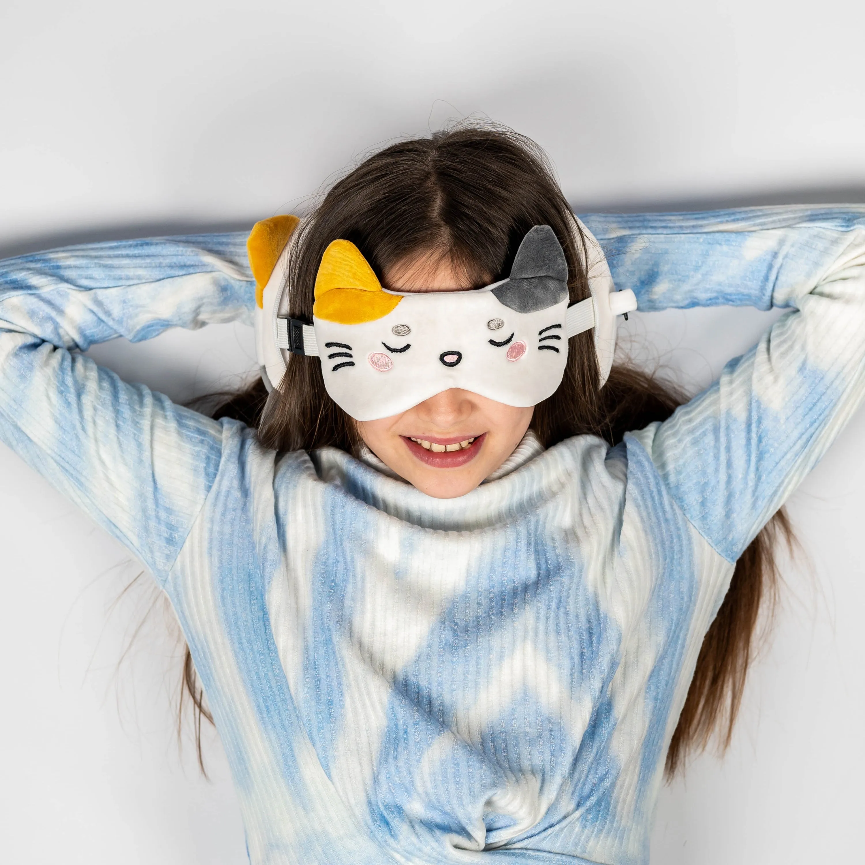 Relaxeazzz Travel Pillow & Eye Mask - Adoramals Lola the Cat