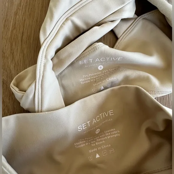 SETACTIVE “Shell” Beige Shorts Workout Set