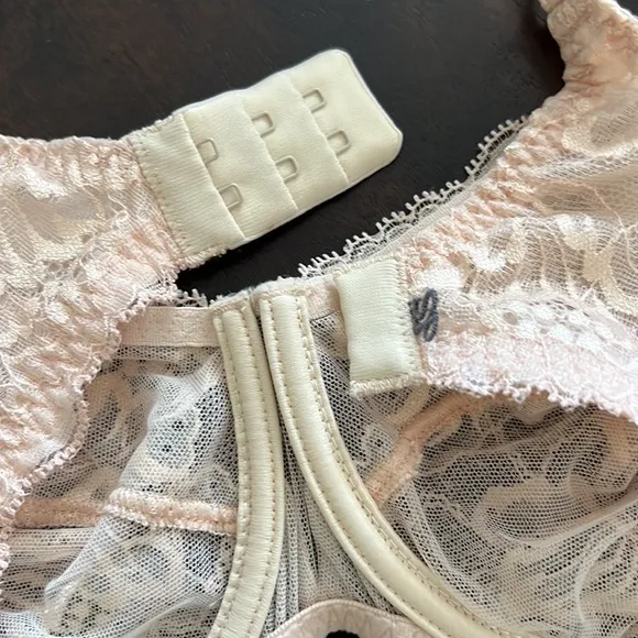 SIMONE PERELE PROMESSE BRA IN PETAL.