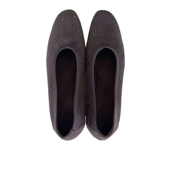 Stuart Weizman Womens Brown Suede Perforated Holes Slip On Ballet Size 7.5
