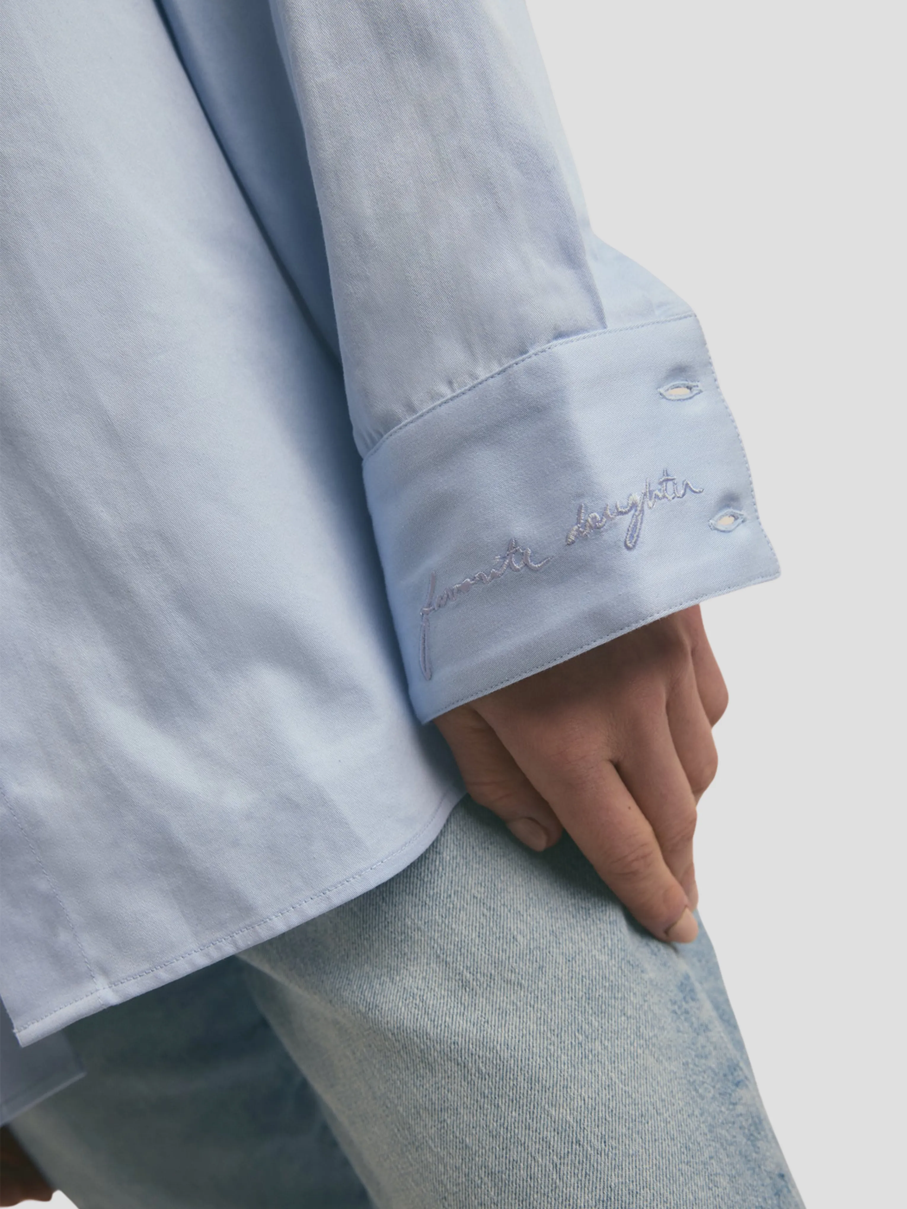 The Ex Boyfriend Shirt in Blue