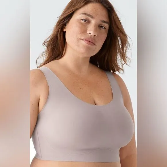 True &amp; Co NWT True Body Lift Scoop Neck Bra in Mink Size XS