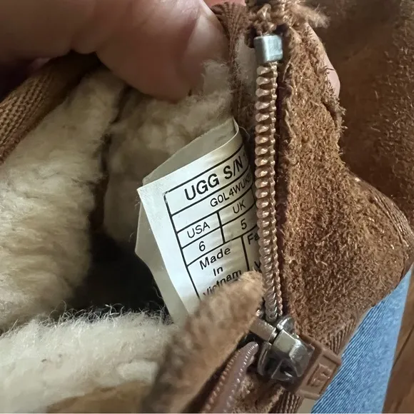 UGG neumel chestnut toddler boots size 6