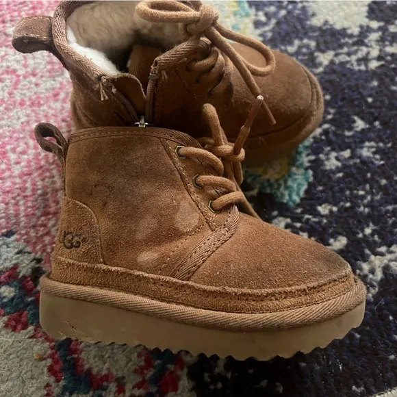 UGG neumel chestnut toddler boots size 6