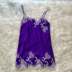 Victoria’s Secret Slip Night Gown Lace Satin Lilac small night sexy purple small