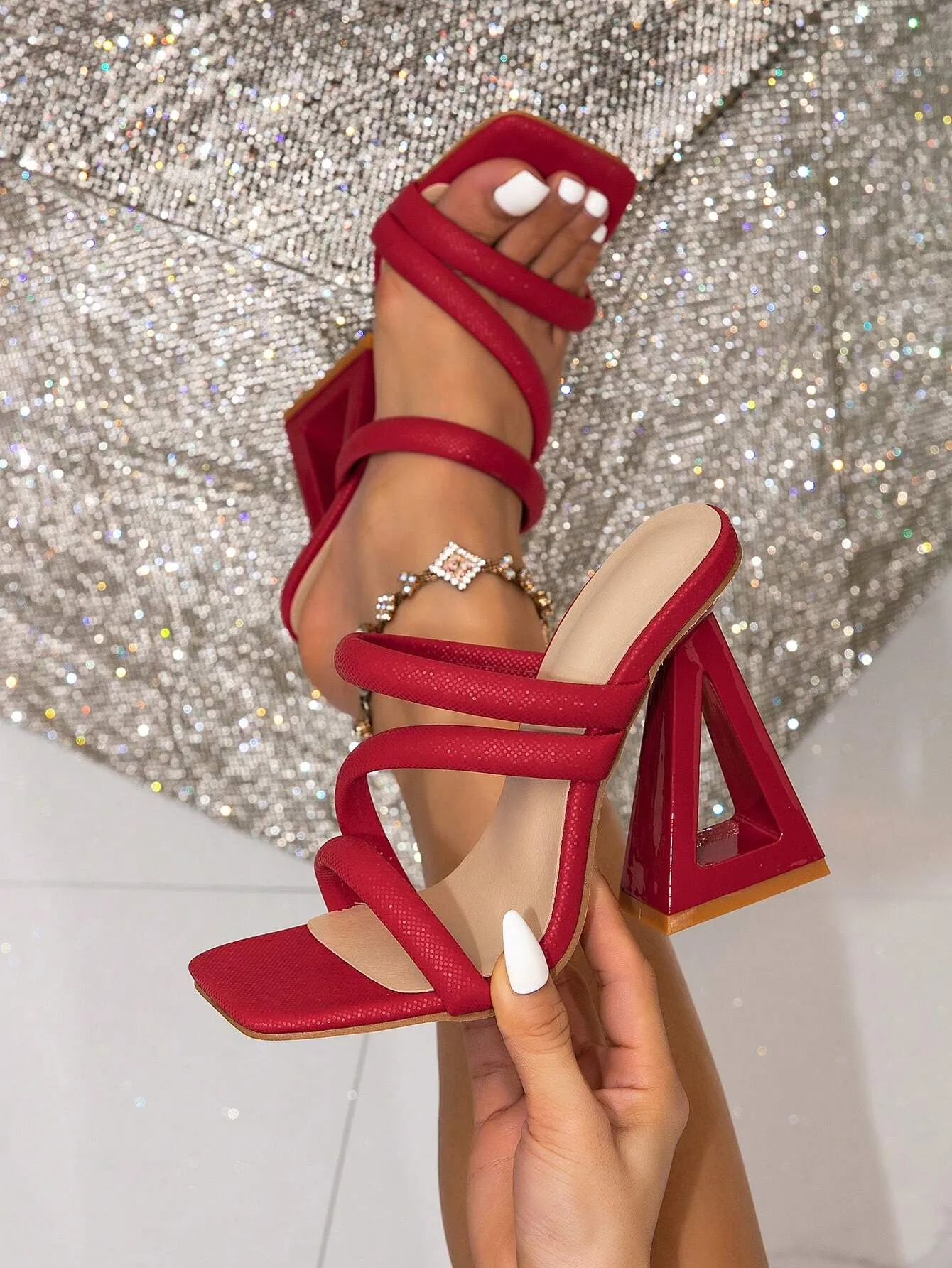 Women's High-Heeled Sandals, New Summer Comfortable And Versatile Women's Mules, Elegant And Fashionable Outdoor Golden Party Beach Wear Slippers With Square Toe